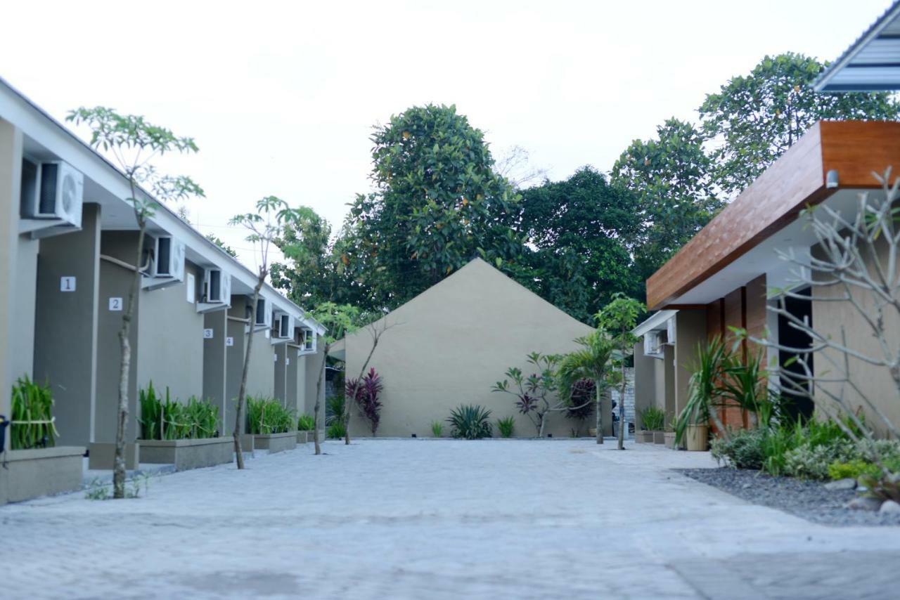 Reddoorz Syariah Plus Near Banyuwangi Airport Ngoại thất bức ảnh