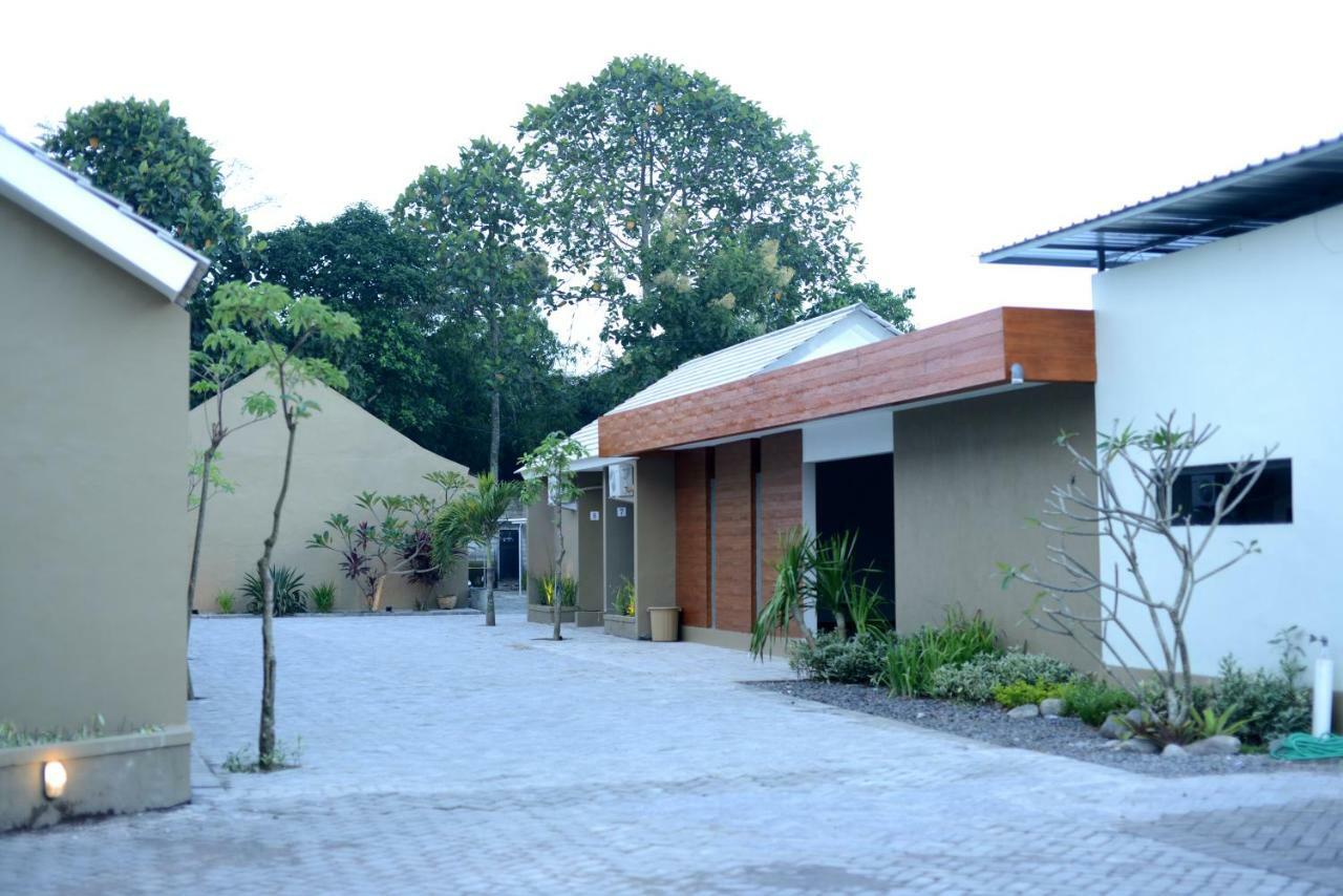Reddoorz Syariah Plus Near Banyuwangi Airport Ngoại thất bức ảnh