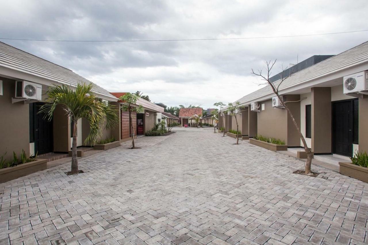 Reddoorz Syariah Plus Near Banyuwangi Airport Ngoại thất bức ảnh